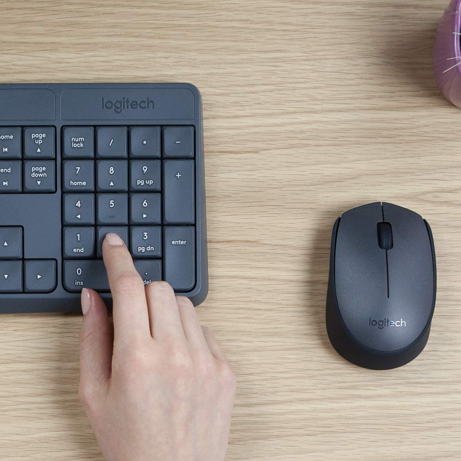 Logitech Wireless Desktop MK235, kabellos